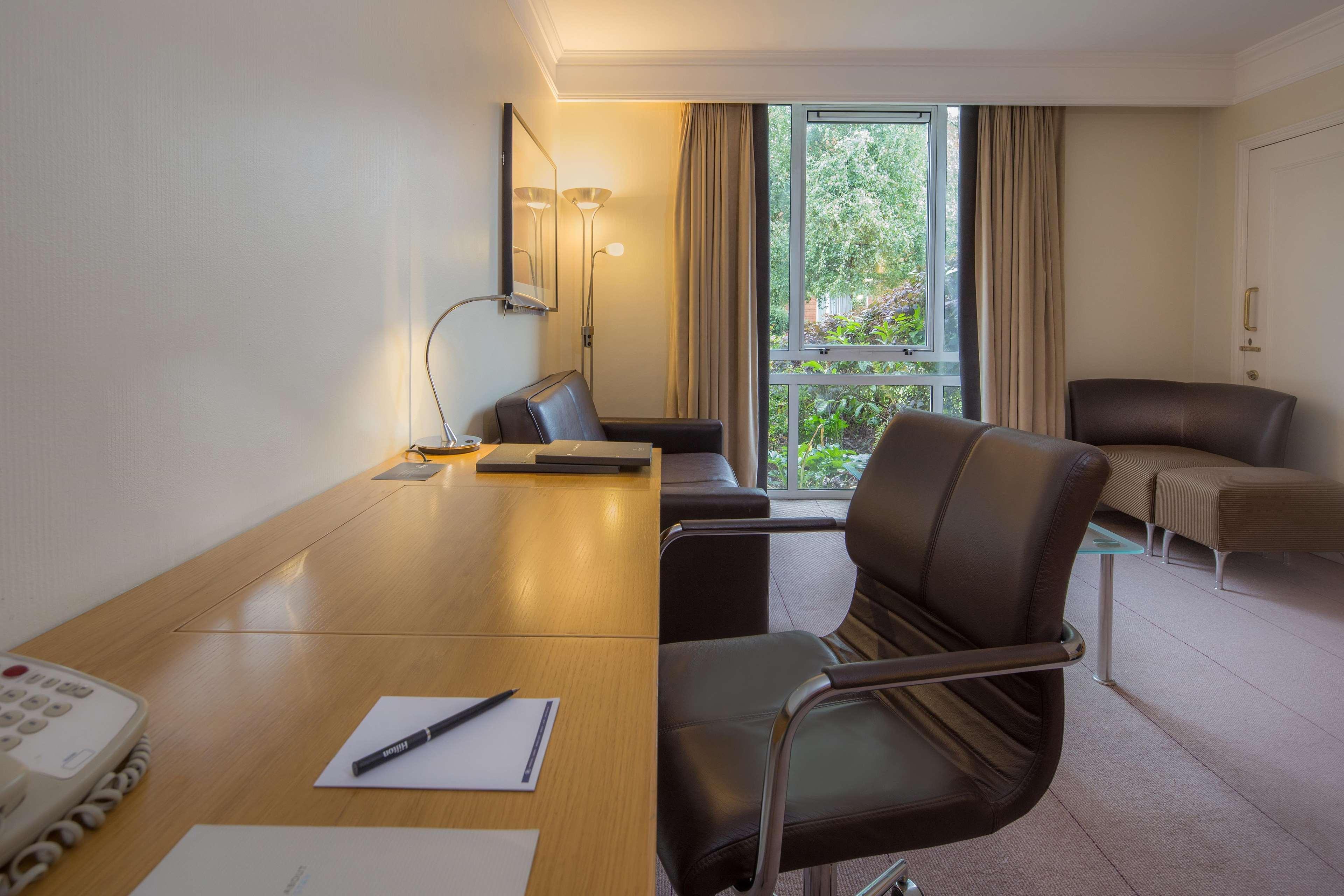Hilton Leicester Hotel Bagian luar foto